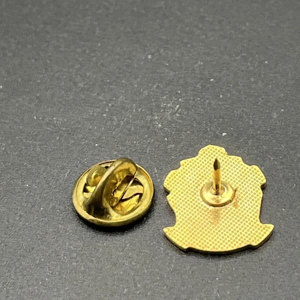 City Of Kitchener Ontario Canada‎ Beaver Lapel Hat Pin